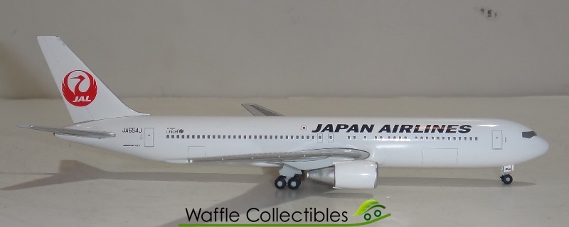 Hogan 1:400 JAL Japan Airlines B 767-346ER HG8355 Diecast Airplane