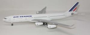 1:200 JC Wings Air France Airbus Industries A340-300 F-GLZU XX2298