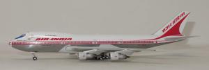 1:400 Phoenix Models Air India Boeing B 747-200 VT-EGA PH411793