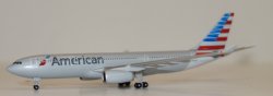1:500 Herpa American Airlines Airbus Industries A330-200 N292AY