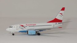 1:400 Panda Models Austrian Airlines Boeing B 737-600 OE-LNL BOX19001
