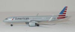 1:500 Herpa American Airlines Airbus Industries A321-200 N400AN 533911