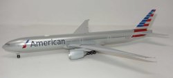 1:200 Hogan American Airlines Boeing B 777-300 N725AN HG10512G