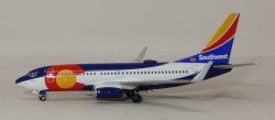 1:400 NG Models Southwest Airlines Boeing B 737-700 N230WN 77021